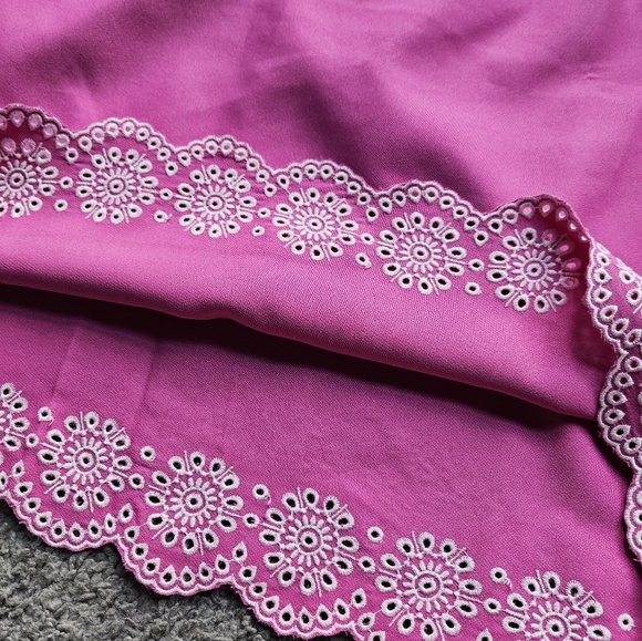 ✨️NEW Francesca Top - Hot Pink, White Embroidery - Picture 5 of 6